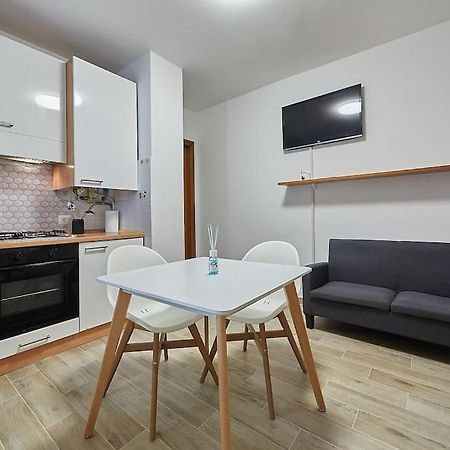 Апартаменти Flat Number 8 Мілан Екстер'єр фото